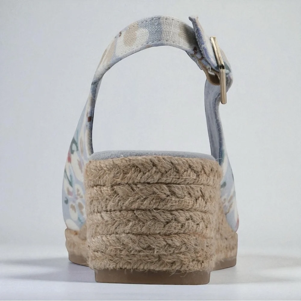 WHITE MOUNTAIN Women's Maize Espadrille Wedge Sandals in Blue Floral (8) (NWT)